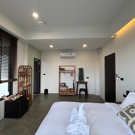 The Episode Boutique Hotel Surat Thani Buitenkant foto