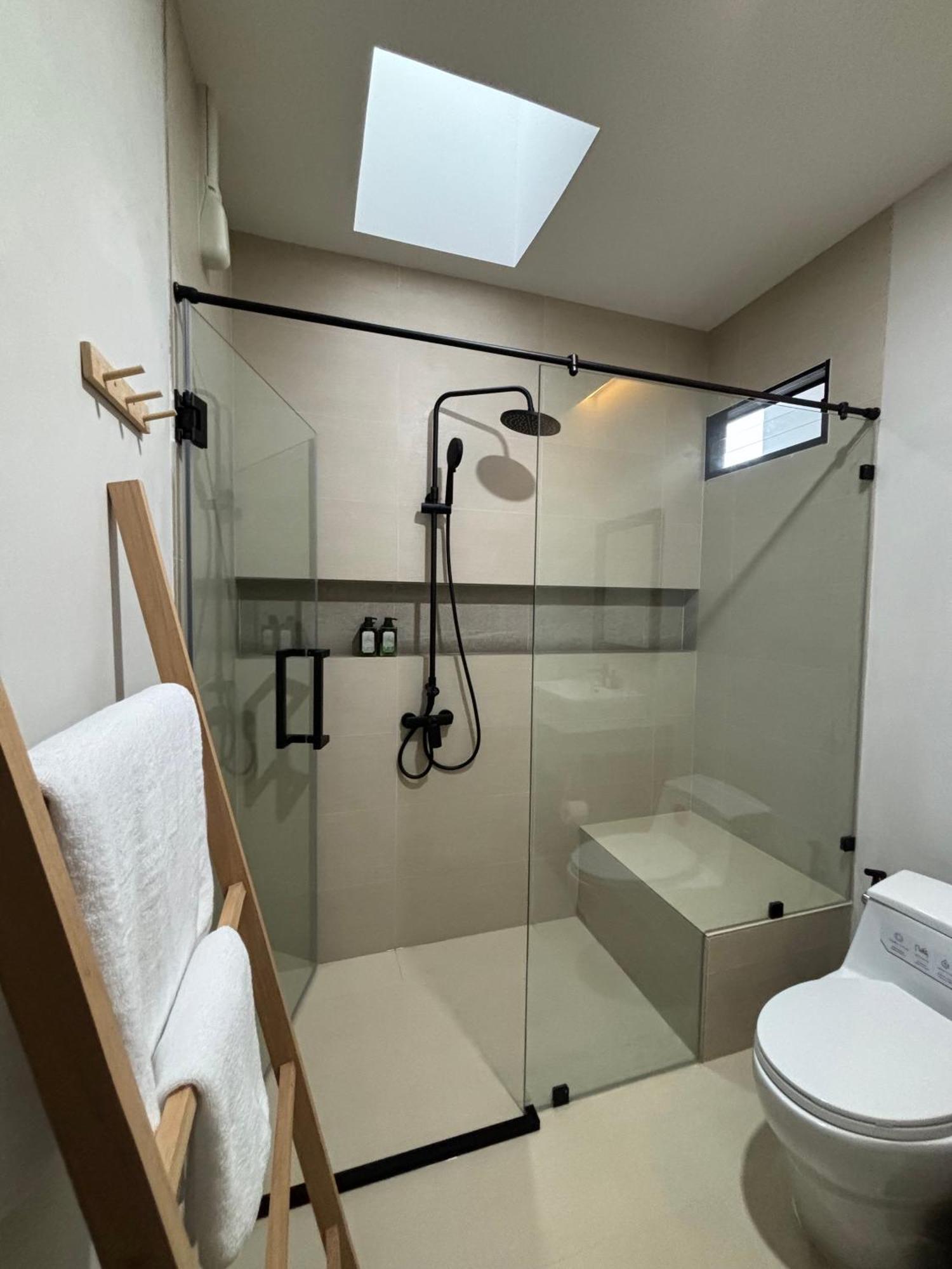The Episode Boutique Hotel Surat Thani Buitenkant foto