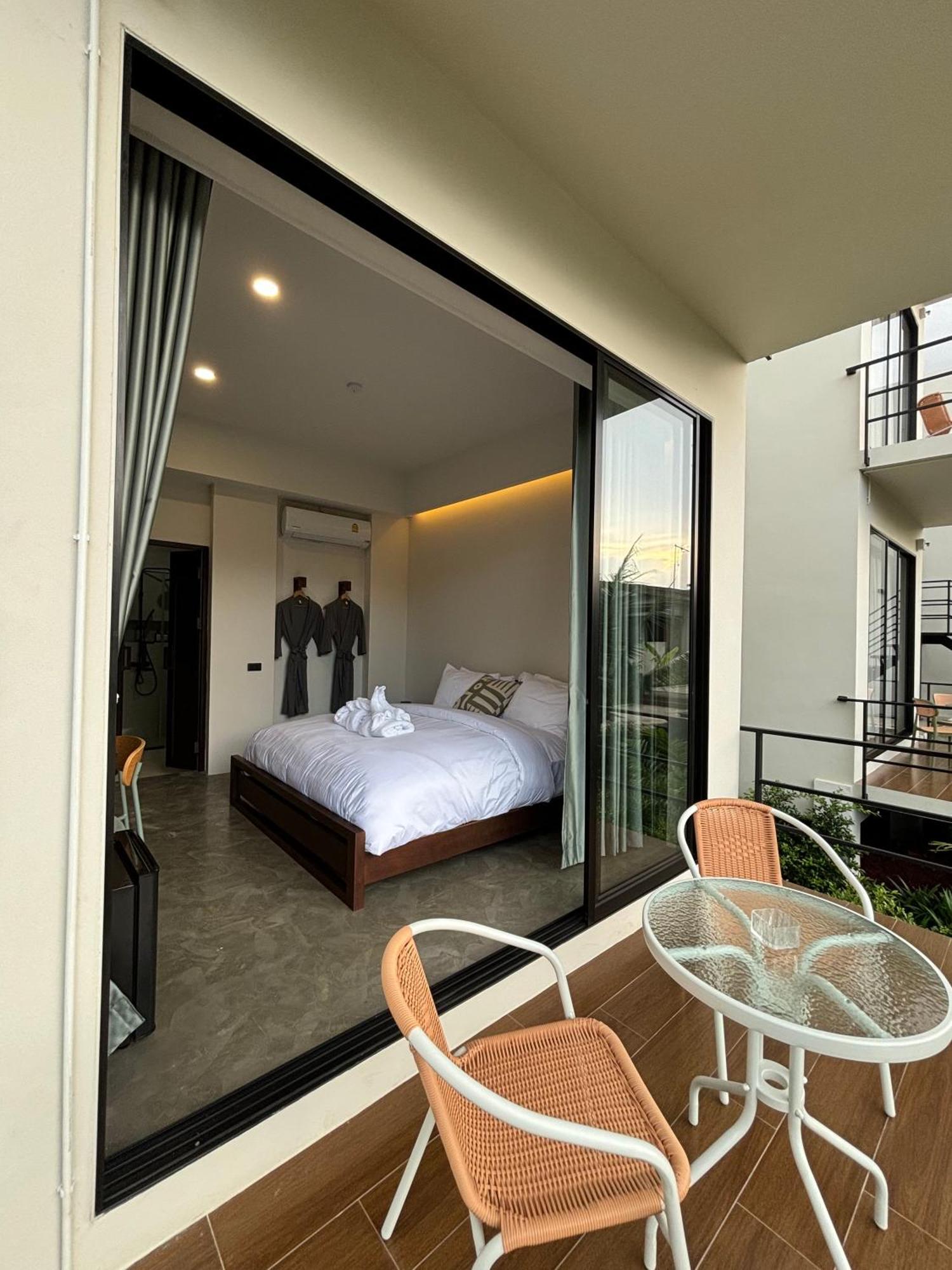 The Episode Boutique Hotel Surat Thani Buitenkant foto