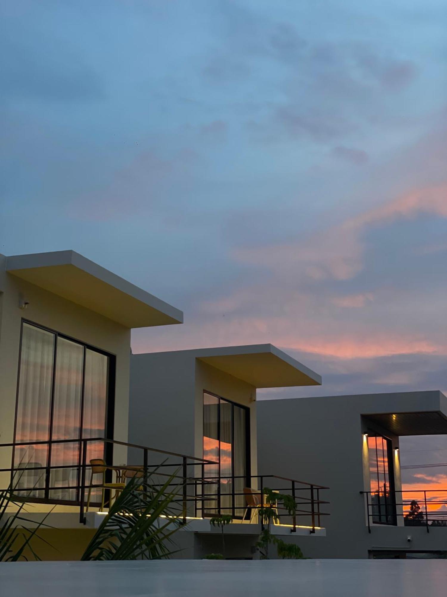 The Episode Boutique Hotel Surat Thani Buitenkant foto